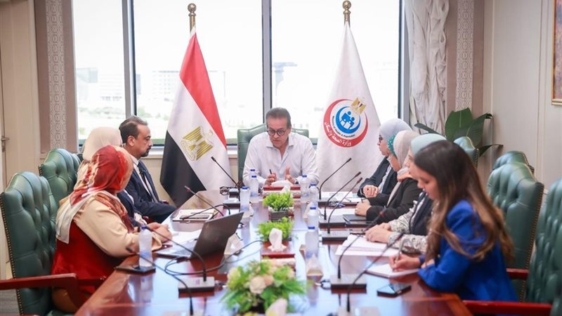اجتماع د.خالد عبد