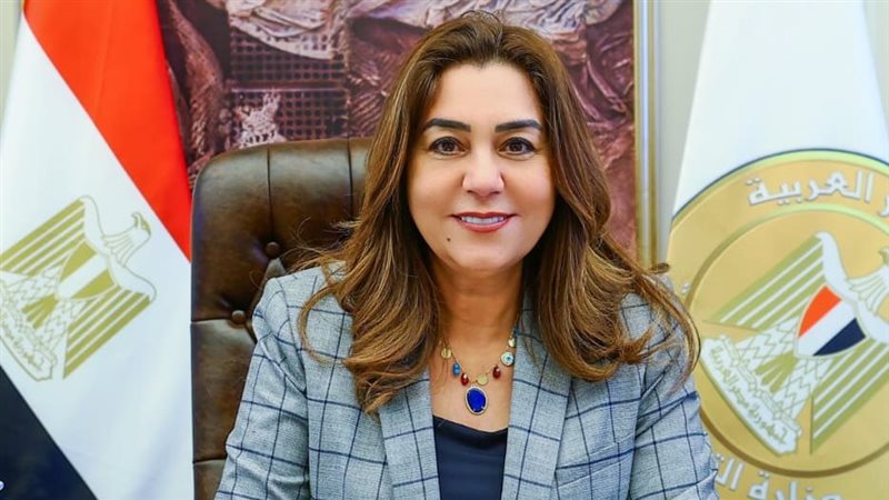 منال عوض، فيتو