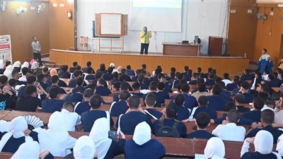 جامعة سوهاج تنظم ندوة لـ 3 آلاف طالب للتوعية بأهمية المشاركة في انتخابات مجلس النواب