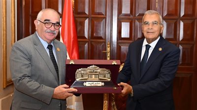 التفاصيل الكاملة للقاء رئيس مجلس الشيوخ ورئيس هيئة قضايا الدولة