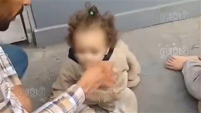 تطورات جديدة بشأن مأساة أطفال تركتهم والدتهم بالشارع في الزقازيق 