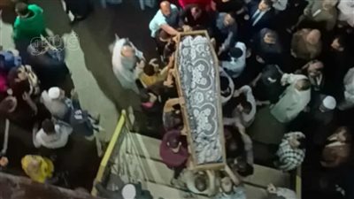 أهالي زنارة يشيعون جثمان الزوجة المذبوحة على يد زوجها بالمنوفية