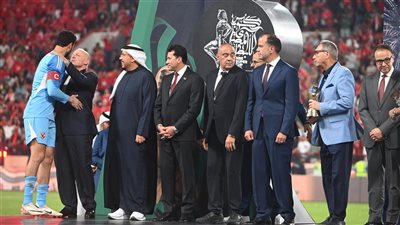 تغريم الزمالك وبيزيرا وتجاهل زيزو، اتحاد الكرة يعلن عقوبات السوبر المصري 