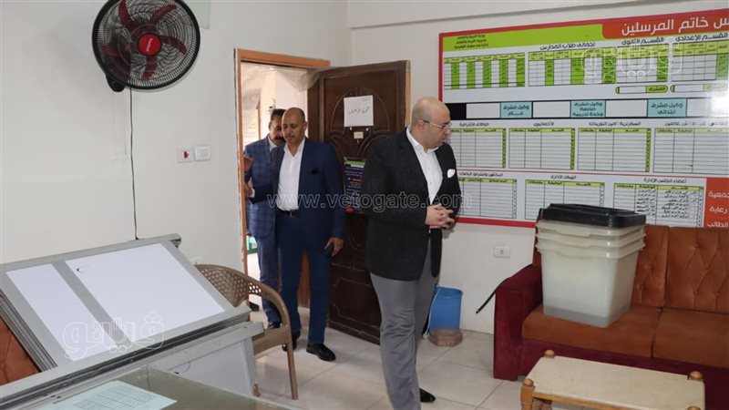 محافظ بني سويف يراجع