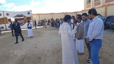 انتخابات مجلس النواب، مشاركة واسعة من شيوخ وشباب مطروح بلجنة مدرسة فوكة (صور)