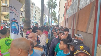 طوابير على لجان انتخابات النواب في العجمي بالإسكندرية 