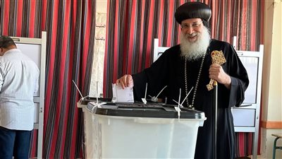 انتخابات مجلس النواب 2025، الأنبا فام أسقف شرق المنيا يُدلي بصوته في انتخابات النواب