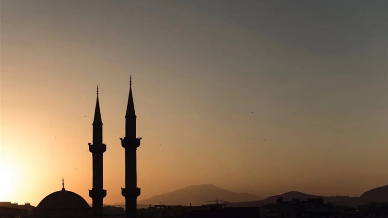 مواقيت الصلاة بتوقيت