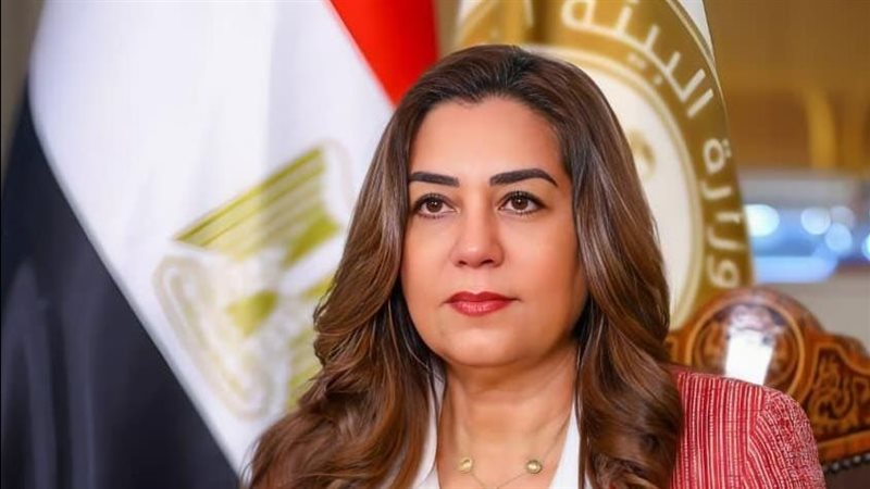 الدكتورة منال عوض،