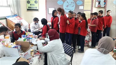 الكشف علي 381 تلميذا في مبادرة 