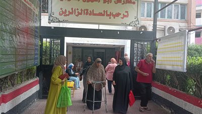 انتخابات النواب، كبار السن يتصدرون المشهد الانتخابي بلجنة أبو الهول القومية بالجيزة (صور)