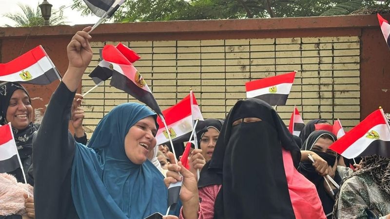 إقبال أهالي الهرم