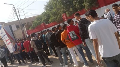 انتخابات مجلس النواب، إقبال طلابي على التصويت بلجنة الشهيدة منة سيد بالفيوم 