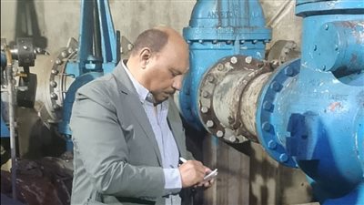 استعدادا لفصل الشتاء، رئيس مياه القناة يراجع شبكات صرف الأمطار