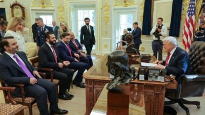 استقبال متواضع مثير للجدل، سر دخول الشرع من الباب الجانبي للبيت الأبيض وجلوسه أمام مكتب ترامب