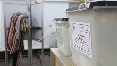 بسبب إغماء رئيس اللجنة، إيقاف مؤقت للجنة رقم 18 ببني صالح بالفيوم