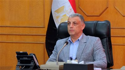 محافظ الإسماعيلية يوجه بتكثيف أعمال لجان التصالح 