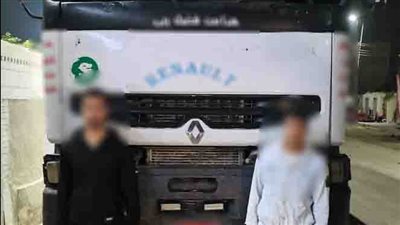 مشاجرة على أولوية المرور تتسبب في حادث صدم واعتداء على شاب بالمعصرة 