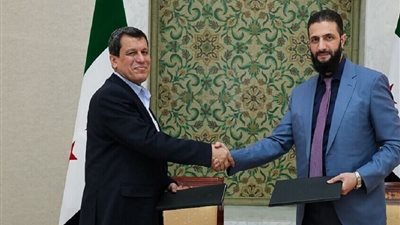 الشرع يستدعي القوات الأمريكية في سوريا، ماذا حدث؟