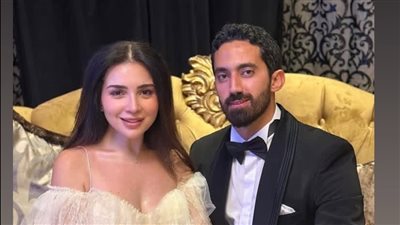 تامر حسني يوجه رسالة لـ مي عز الدين بعد زواجها 