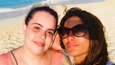 زي الملايكة، زينة تطلب الدعاء لشقيقة ياسمين رئيس بعد أزمة صحية مفاجئة