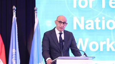 التعليم تشدد على وجود عاملتين في كل دورة مياه بالمدارس الدولية لحماية الطلاب