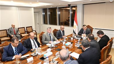 وزير الإسكان يتابع آخر مستجدات مشروعات المقاولون العرب ضمن مبادرة 