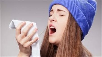 سلوكيات خاطئة أثناء العطس والسعال تسبب انتشار الأمراض المعدية، تعرفي عليها 