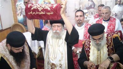 الأنبا إيلاريون يرسم شمامسة ويدشن أواني في إيبارشية البحيرة