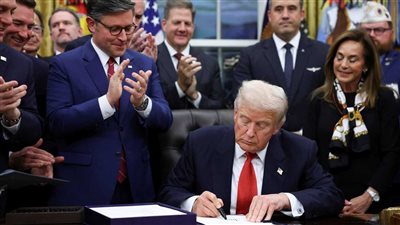 برسالة تحريض ضد الديمقراطيون، أول تعليق من ترامب بعد إنهاء الإغلاق الحكومي الأطول في تاريخ أمريكا 