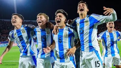 برشلونة يراقب نجم منتخب الأرجنتين للناشئين 