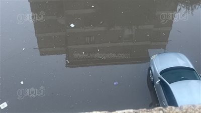 حمام سباحة، الأمطار تتراكم في شوارع بورسعيد وتعيق حركة المواطنين (فيديو وصور) 