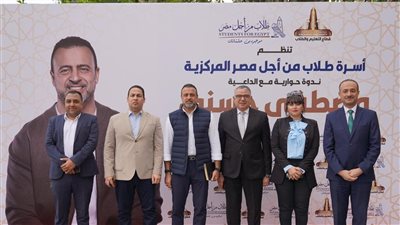  الداعية مصطفى حسني يحث طلاب جامعة عين شمس على المحافظة على الصلاة 