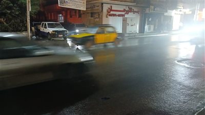 ثلوج ورعد وبرق وأمطار غزيرة، نوة المكنسة تضرب الإسكندرية بقوة (فيديو وصور)