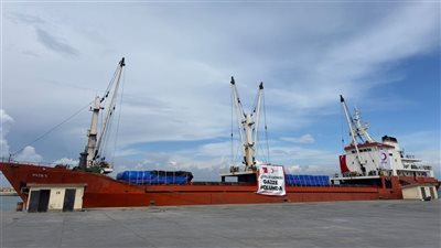 ميناء العريش يستقبل سفينة مساعدات تركية لإغاثة قطاع غزة 