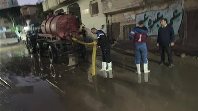 محافظ الشرقية يتابع جهود شفط مياه الأمطار من الشوارع