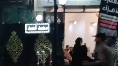 في حضور نقيب المهندسين بالإسكندرية، أسرة مهندس كرموز المقتول يستقبلون واجب العزاء (صور)