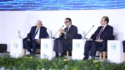 خالد عبد الغفار: وزارة الصحة لديها خرائط دقيقة للتحديات الصحية