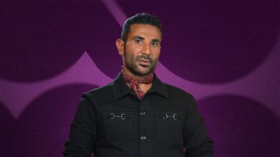 مصطفى كامل يكشف الحالة الصحية للمطرب أحمد سعد بعد تعرضه لحادث ونقله إلى المستشفى