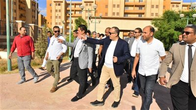 محافظ أسيوط يتفقد مواقع مقترحة لإنشاء أول ناد للذكاء الاصطناعي (فيديو) 