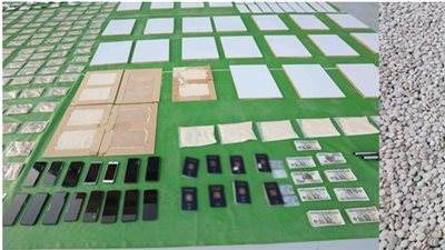 إحباط أكبر صفقة كبتاجون في 2025 بقيمة 2.7 مليار جنيه.. تفكيك تشكيل عصابي أجنبي حاول تهريب 1.2 مليار قرص لخارج البلاد.. وورشة نجارة في السلام بوابة كشف العصابة 