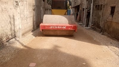 مديرية الطرق والنقل تواصل أعمال تطوير المناطق الأكثر احتياجًا ضمن خطة المحافظة