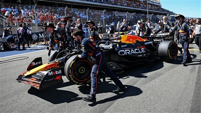 سيارة سباق تدهس حشدا من الجمهور في نيو ساوث ويلز الأسترالية (فيديو)