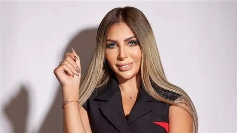 سارة خليفة، فيتو