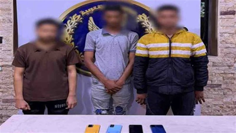سقوط 3 عاطلين وسيدة