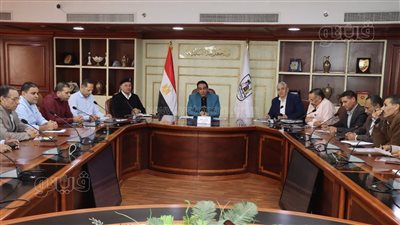 سكرتير بني سويف يراجع نتائج المتغيرات المكانية ومواجهة التعديات 