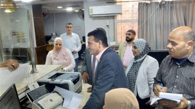 سكرتير عام الدقهلية يتفقد سير العمل بالمركز التكنولوجي ببلقاس
