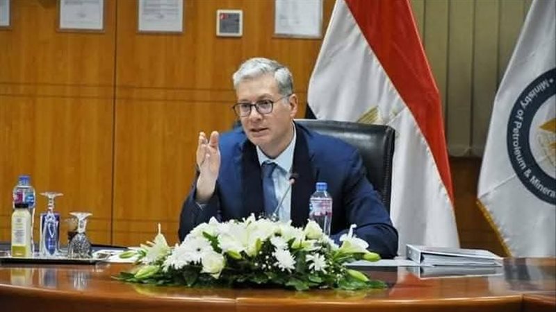  وزير البترول والثروة