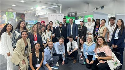 وزير المالية يناقش تحديات تمويل المناخ في COP30 مع طلاب الجامعة البريطانية