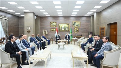 وزير الشباب والرياضة يلتقي اللجنة المؤقتة لإدارة نادي الإسماعيلي